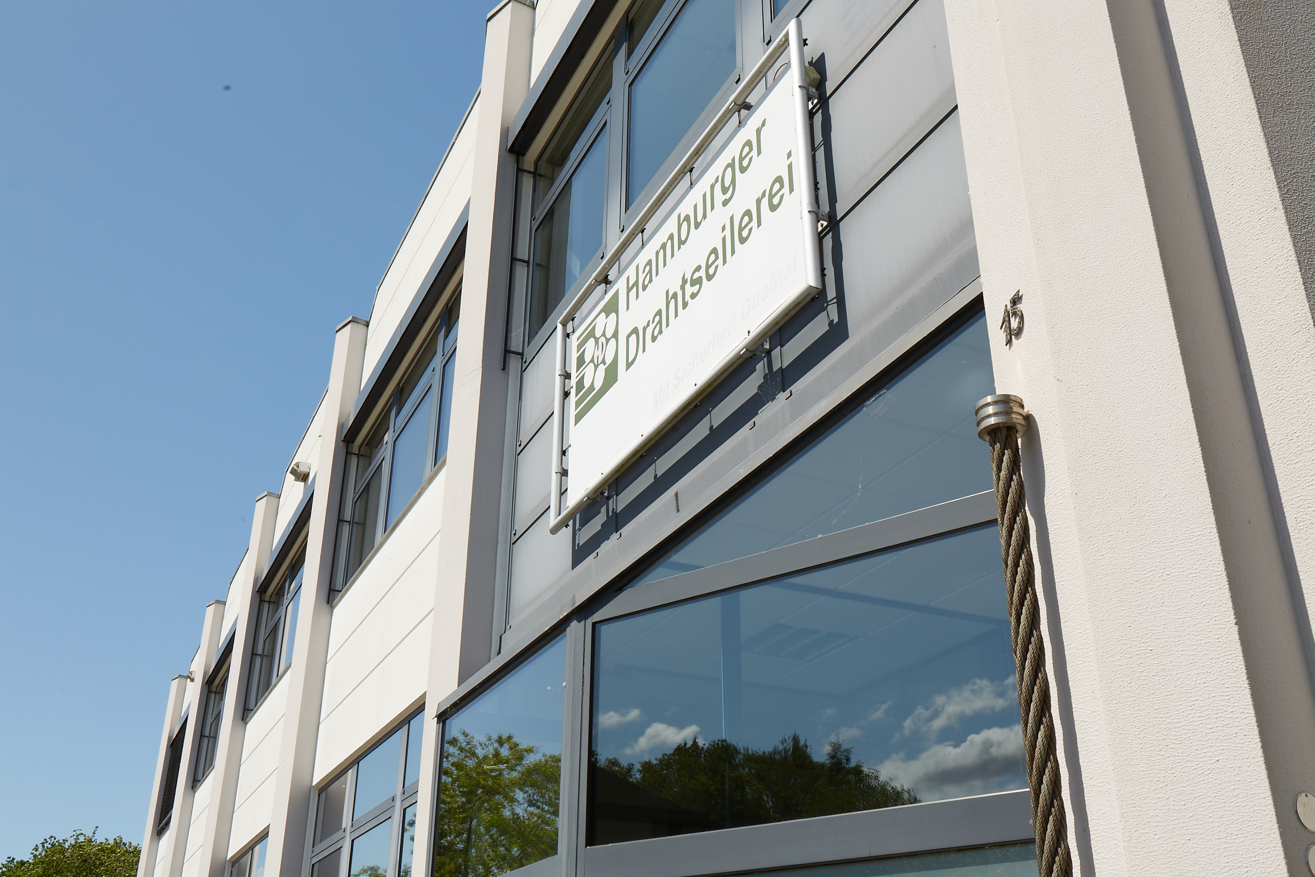 Bürogebäude Hamburger Drahtseilerei Frontansicht Bürogebäude Hamburger Drahtseilerei Frontansicht